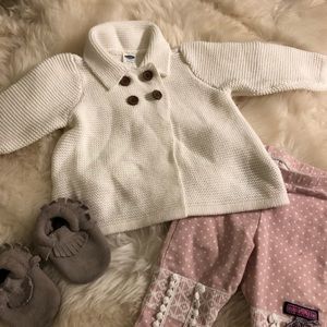 •OLD NAVY• NWOT cream button up sweater.